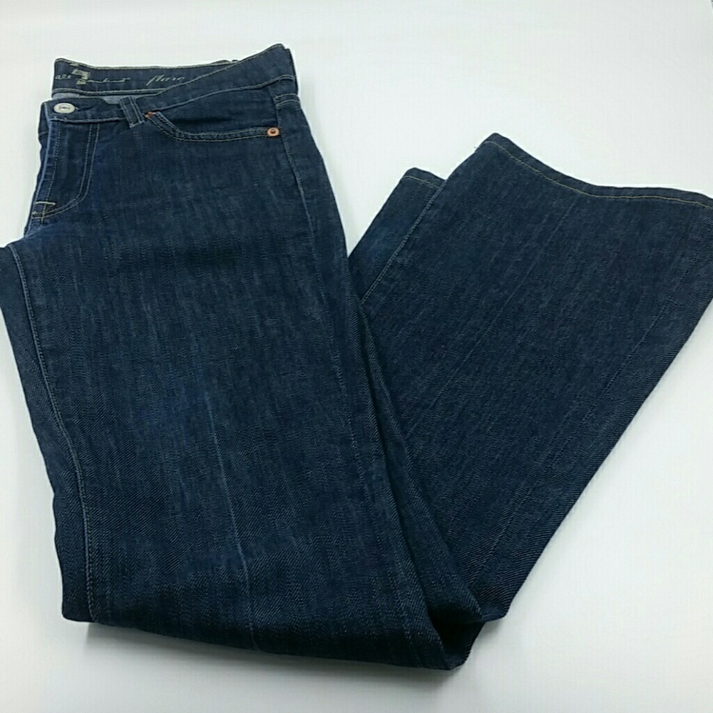 7 FOR ALL MANKIND l Flare B2